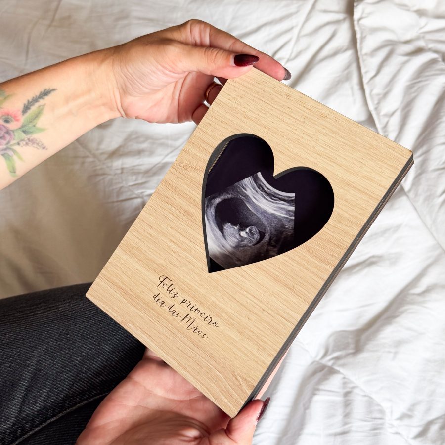 Porta-Retrato em Madeira - Primeiro Dia das Mães
